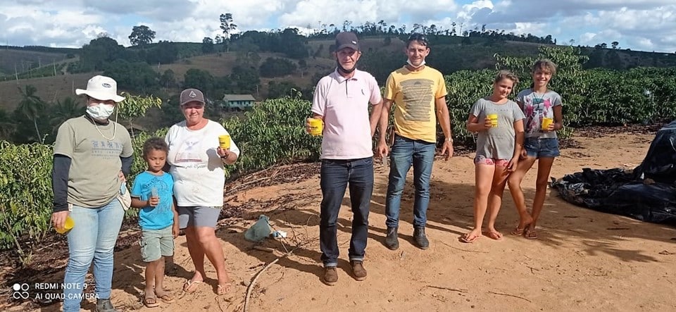 Agricultores de Nova Venécia recebem aparelhos que ajudam a economizar água na irrigação