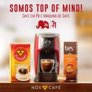 3 Corações café