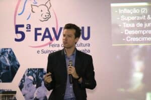 6ª Favesu e os desafios e oportunidades para a avicultura e suinocultura brasileira