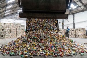 Índice de reciclagem no Brasil é de apenas 4%, informa associação