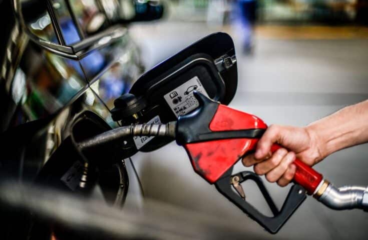 Fazenda confirma a volta dos impostos para gasolina e etanol