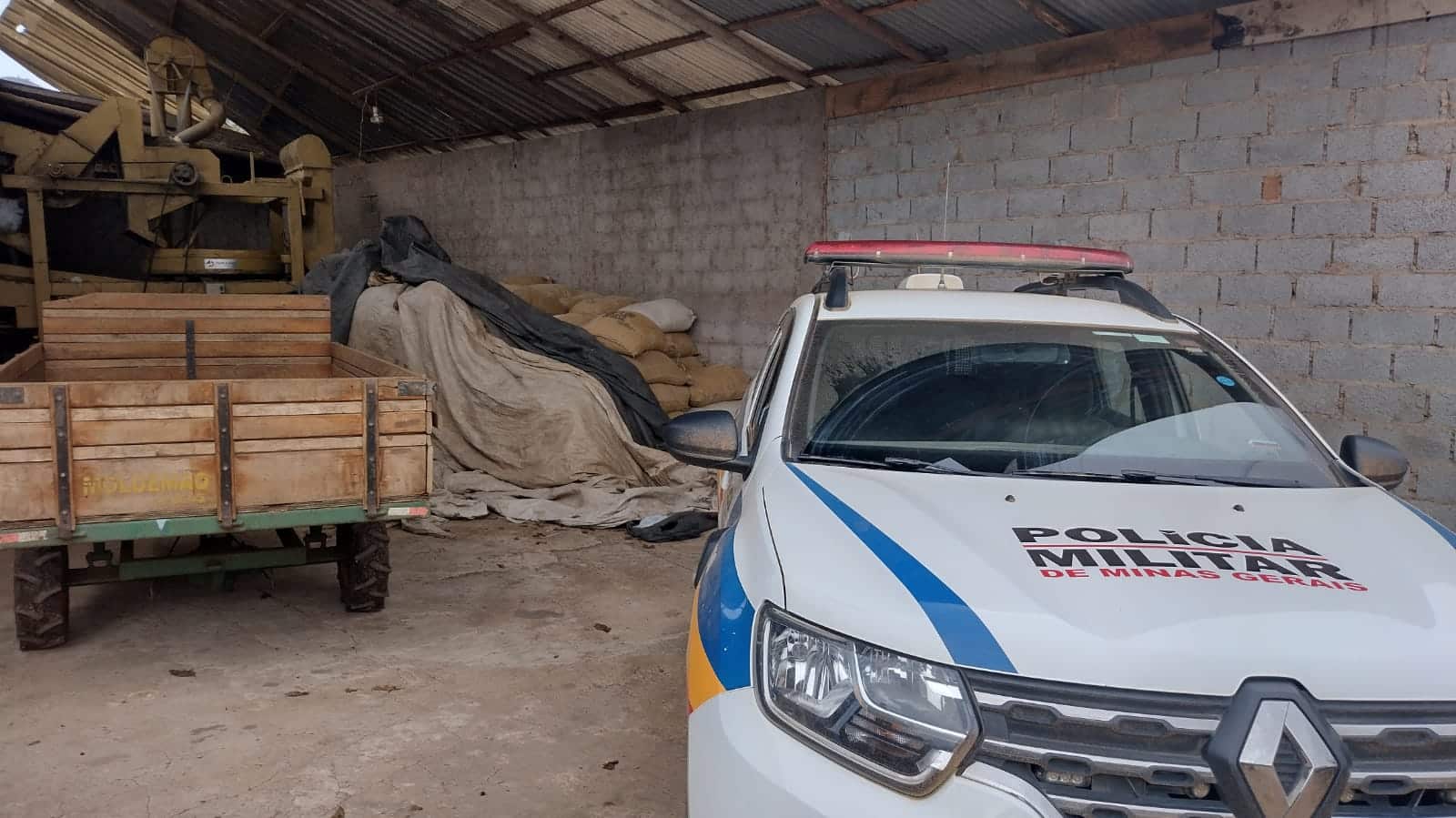 Polícia recupera em Iúna 120 sacas de café roubadas em Minas Gerais