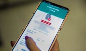 e-Título é um aplicativo móvel para obtenção da via digital do título de eleitor