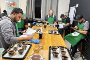 Coopeavi sedia testes do principal instituto de qualidade de café do mundo