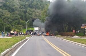 caminhoneiros paralisação Espírito Santo