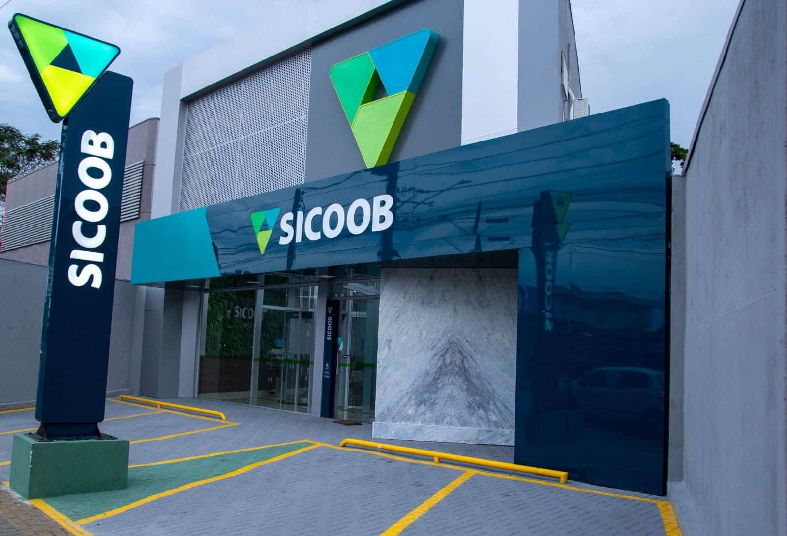 Sicoob ES inaugura primeira agência em São Paulo