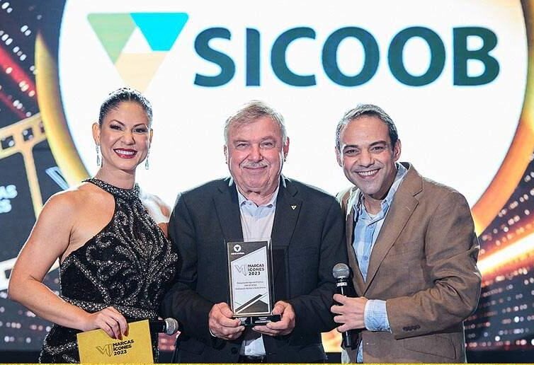 Sicoob é premiado na pesquisa Marcas Ícones 2023