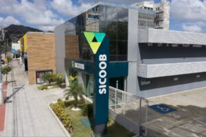 Sicoob é uma das três melhores instituições financeiras do país