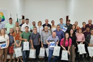 Serviço de Inspeção de Linhares recebe kits para tratamento de água