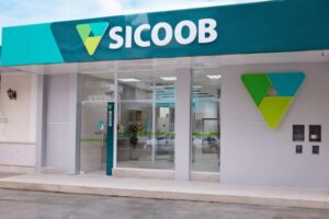 Sicoob inaugura agência em Conceição de Macabu