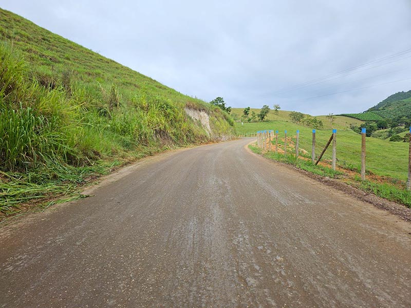 ES inaugura pavimentação de trechos rurais na Bacia do Rio Mangaraí