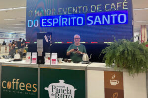 Cecafé participa de evento que destaca importância do café para o ES