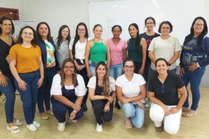 Agricultoras participam de curso sobre café em Dores do Rio Preto