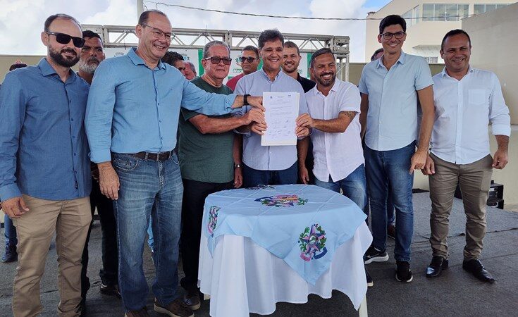 Ricardo Ferraço autoriza edital de construção de barragem em Mucurici