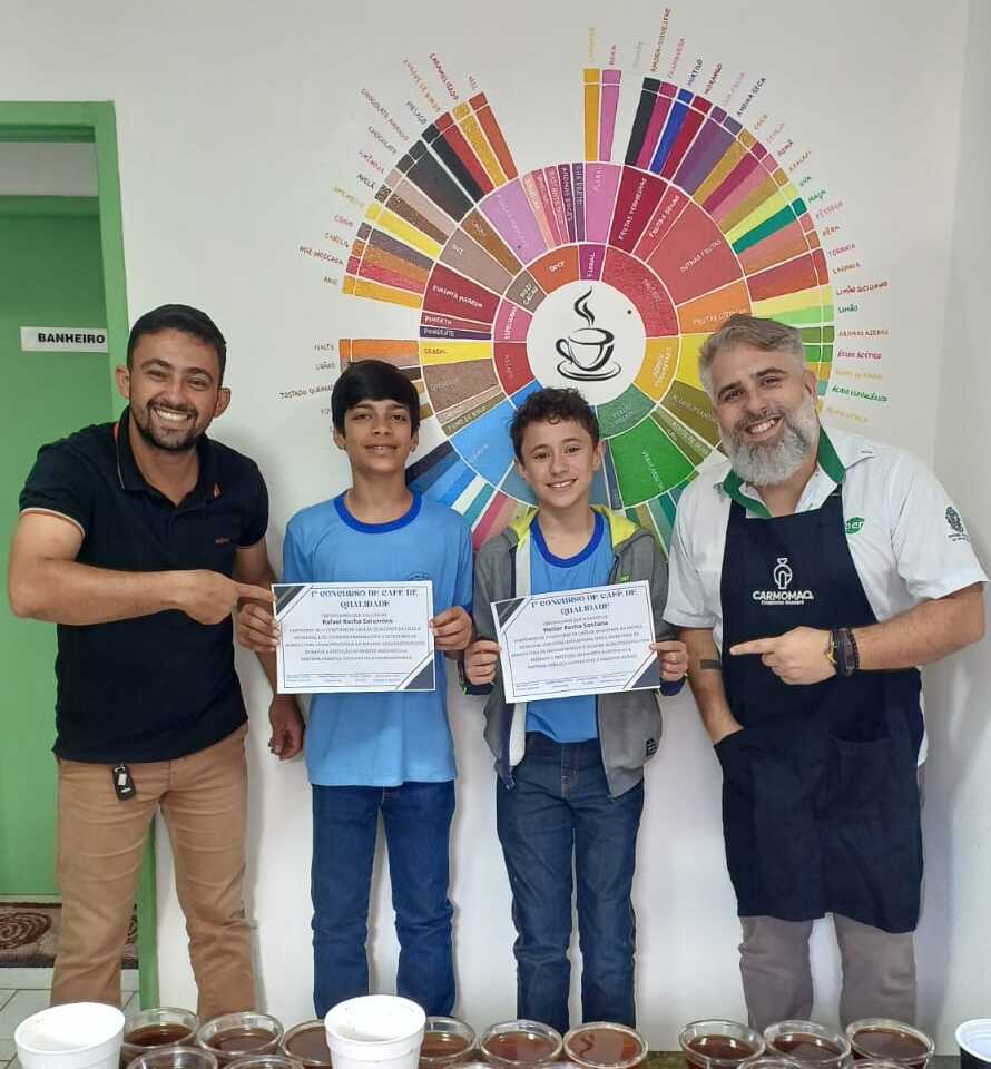 Escola de Mantenópolis leva concurso de café para a sala de aula