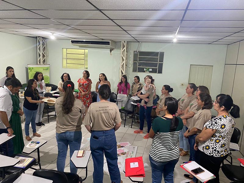 Mulheres do Cacau: capacitação para uso das cadernetas agroecológicas