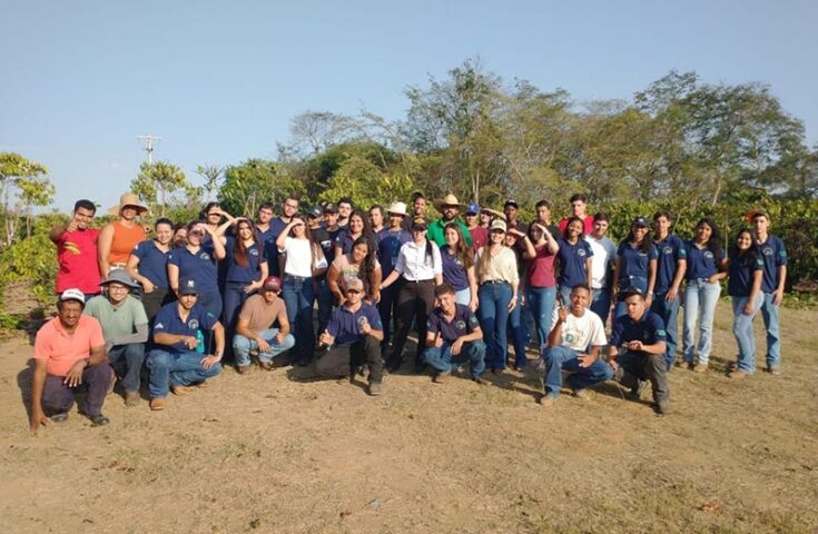 Jovens rurais de Cachoeiro participam de fórum sobre café