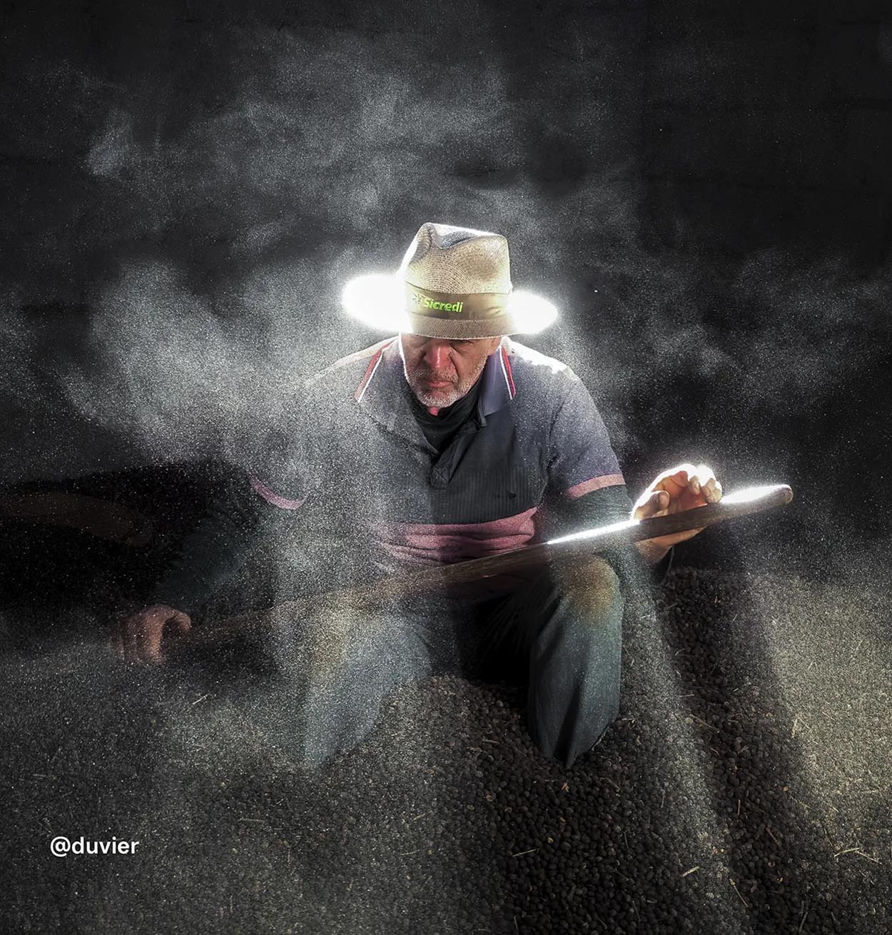 fotografia que valoriza a cultura do café conquista prêmio internacional