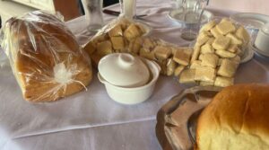biscoitos e pães para merenda escolar
