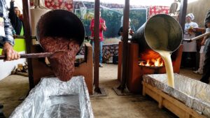 virada dos tachos-Festa da banana e do leite